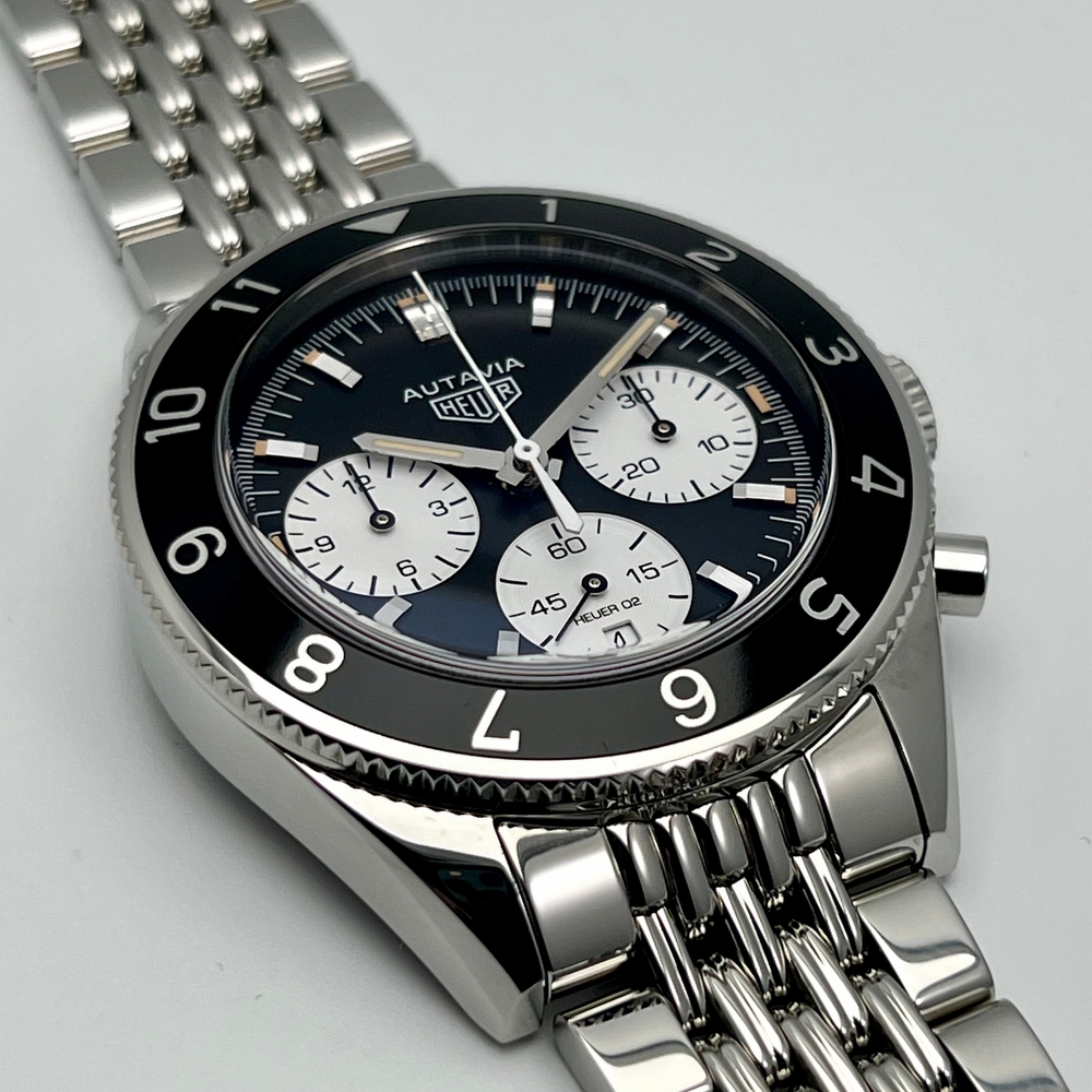 Heuer Heritage Autavia H02